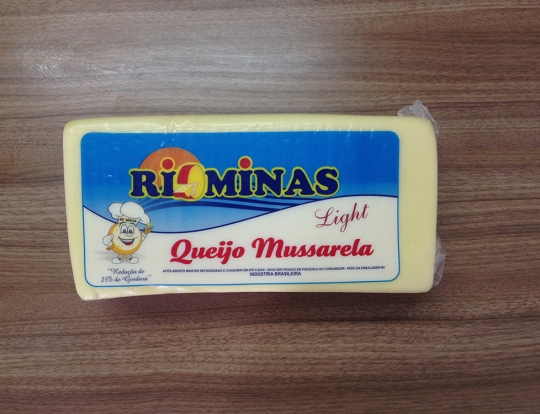 Linha Queijo Mussarela Light